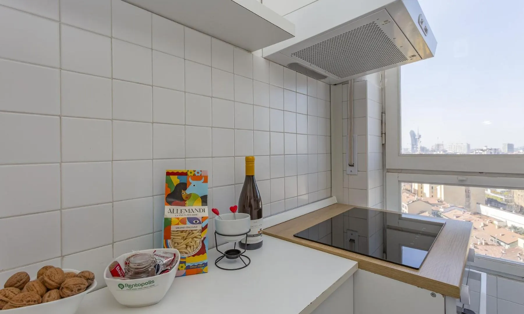 דירות מילאנו Biancamano 13Th Floor Skyline View Vith Balcony
