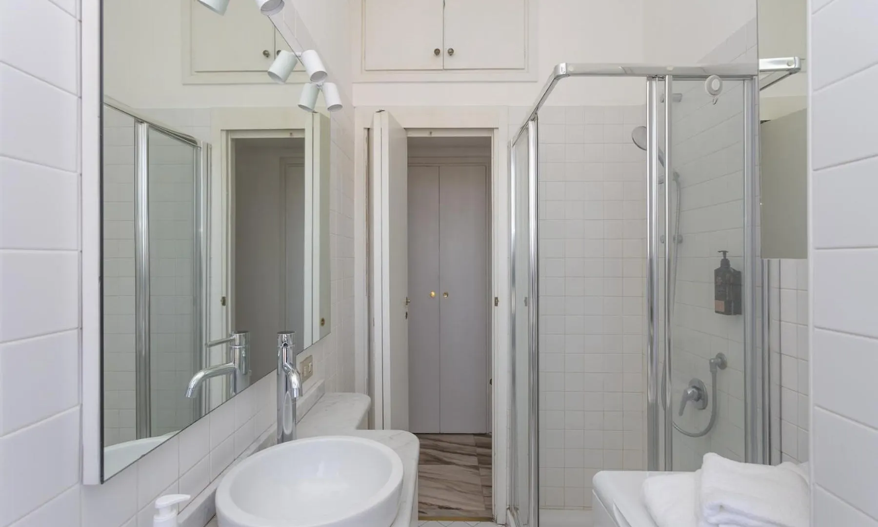 Biancamano 13Th Floor Skyline View Vith Balcony Apartment Milan Italy