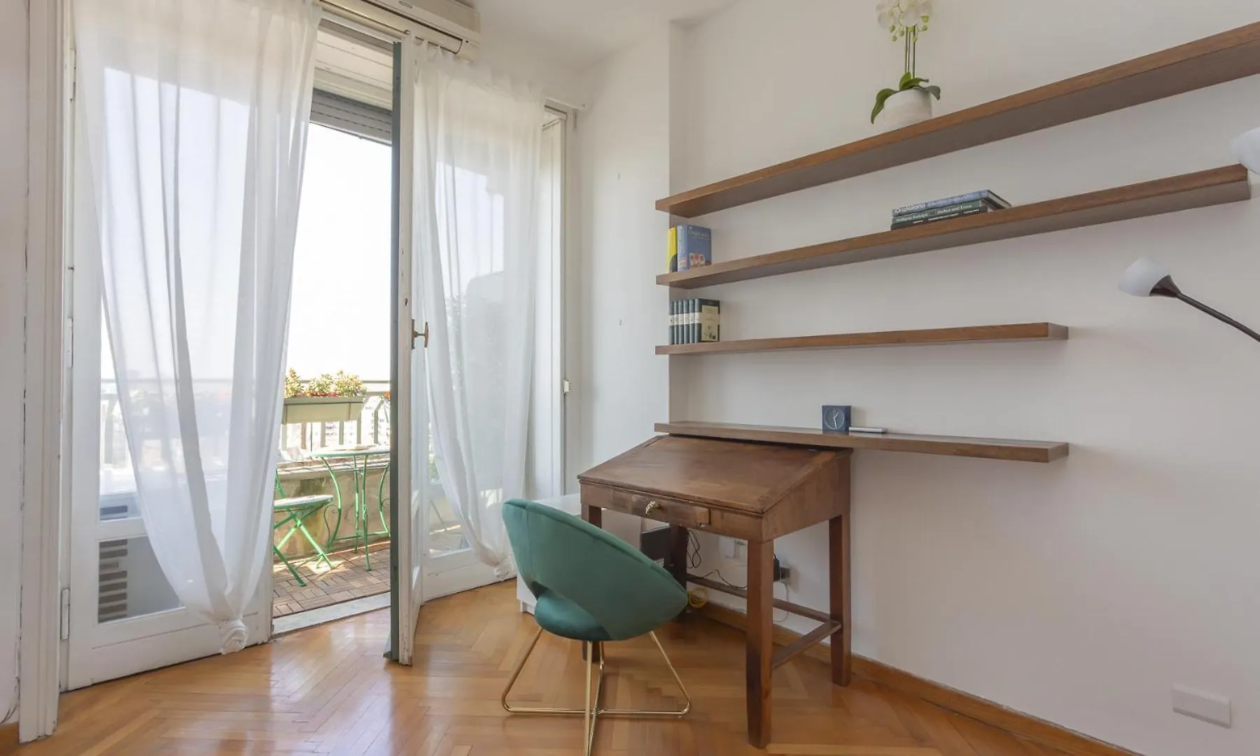 Biancamano 13Th Floor Skyline View Vith Balcony Apartment Milan Italy