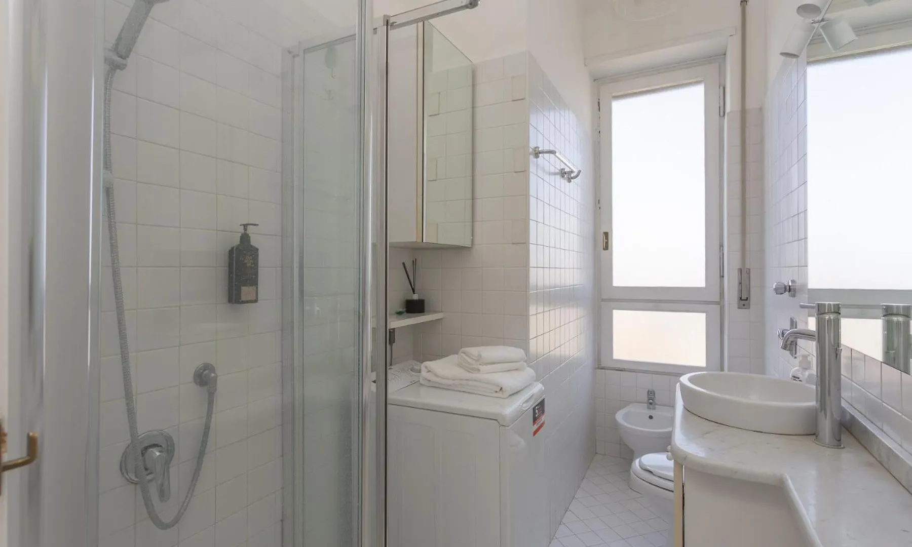 Апартаменты Biancamano 13Th Floor Skyline View Vith Balcony Милан