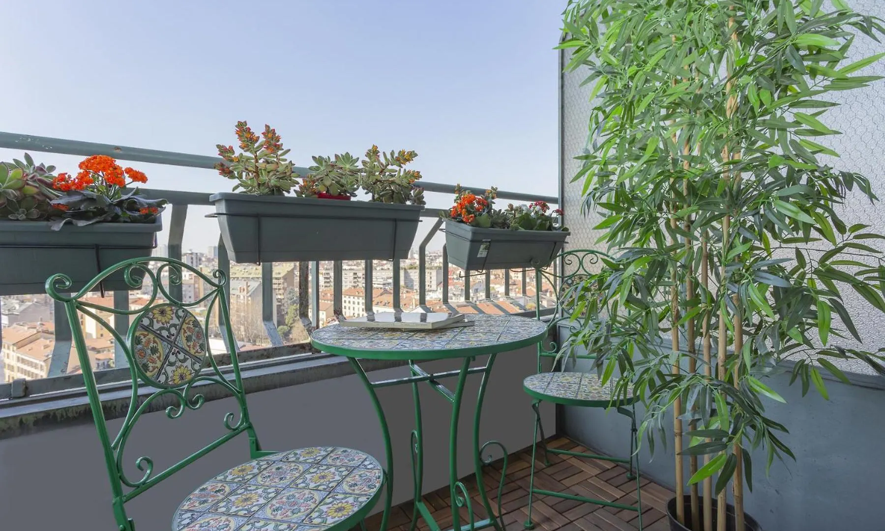Апартаменты Biancamano 13Th Floor Skyline View Vith Balcony Милан